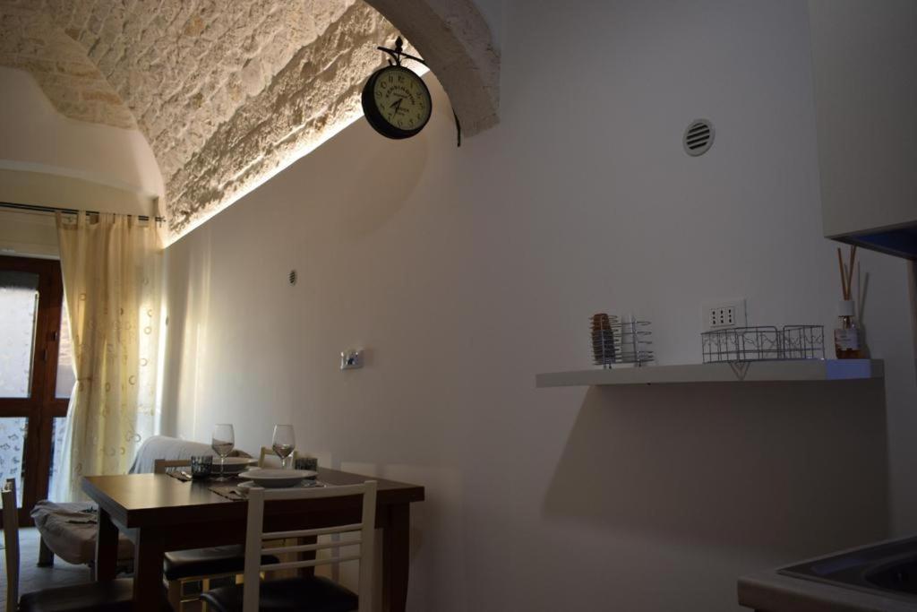 Al Solito Posto Suite Ostuni Bagian luar foto